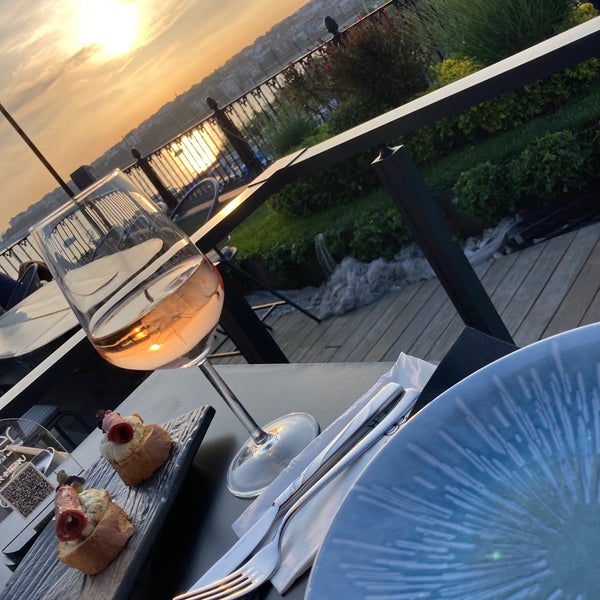 Jigger Roof Bar Fenerbahçe'de Otel Barı