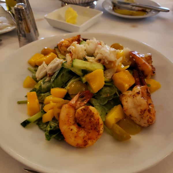 Seafood and mango salad is really good and has good portions of shrimp, crab, and lobster.