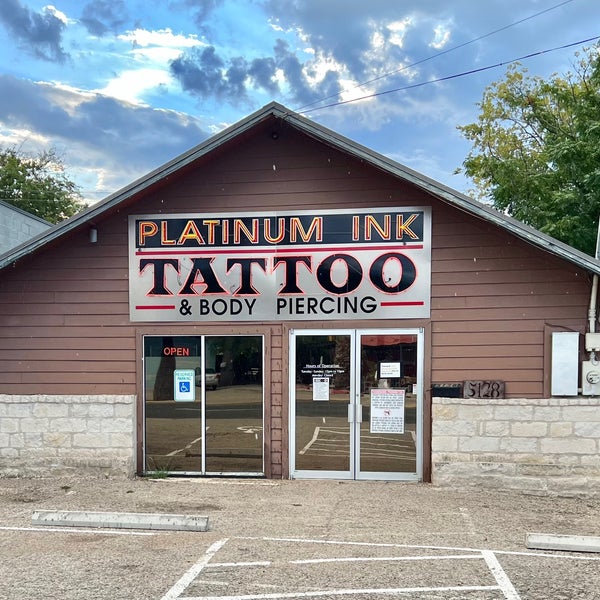 Platinum Ink Tattoo Parlor in Brentwood