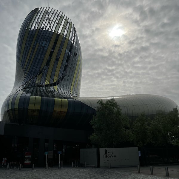 5/24/2023 tarihinde Marcelo W.ziyaretçi tarafından La Cité du Vin'de çekilen fotoğraf