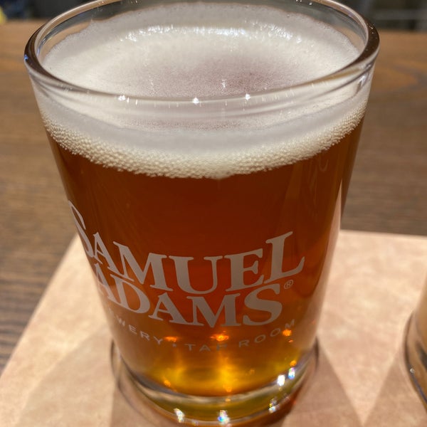 Снимок сделан в Samuel Adams Brewery пользователем Erik H. 3/4/2022