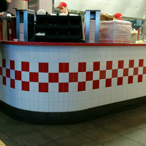 Five Guys Plymouth Wayzata Plymouth, MN