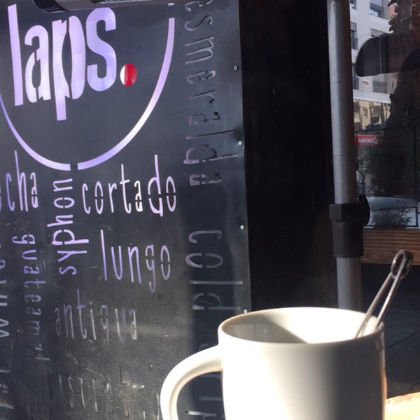 1/21/2017에 Mert M.님이 The Laps - 3rd Wave Coffee Shop &amp; Roastery에서 찍은 사진