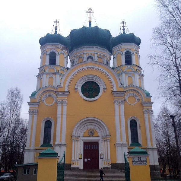 Собор Павла в Гатчине старые