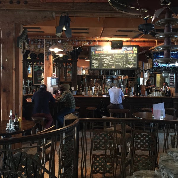 3/22/2015 tarihinde Matt Y.ziyaretçi tarafından Siné Irish Pub &amp; Restaurant'de çekilen fotoğraf