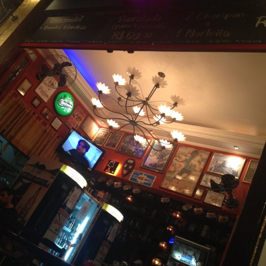11/18/2012 tarihinde Leonardo L.ziyaretçi tarafından Bar do Argentino'de çekilen fotoğraf