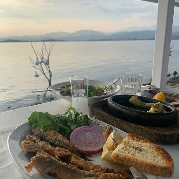 6/13/2022 tarihinde Hasan S.ziyaretçi tarafından Hilmi Restaurant'de çekilen fotoğraf