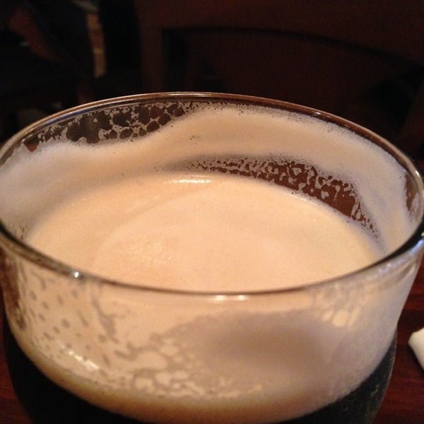 Das Foto wurde bei Darcys Irish Pub von Jamie M. am 7/13/2014 aufgenommen