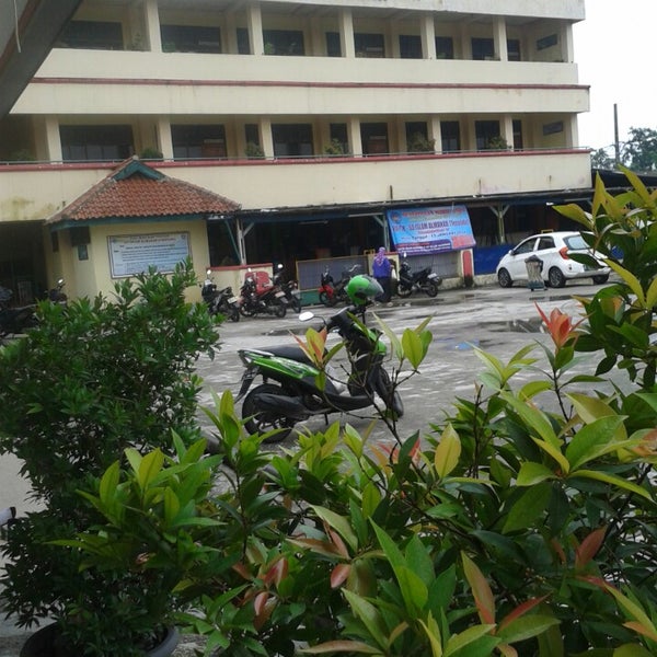 Rumah Taman Wisma Asri Bekasi Utara