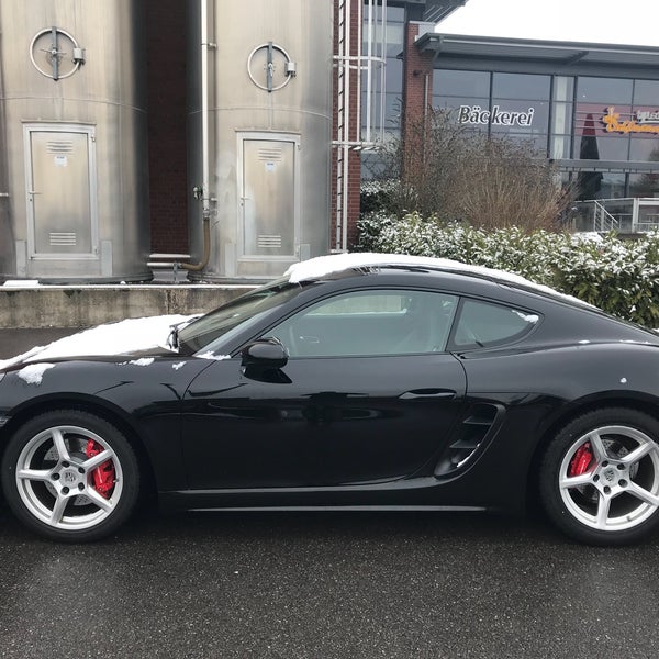 Foto scattata a Porsche Zentrum Wuppertal da Olaf S. il 3/3/2018