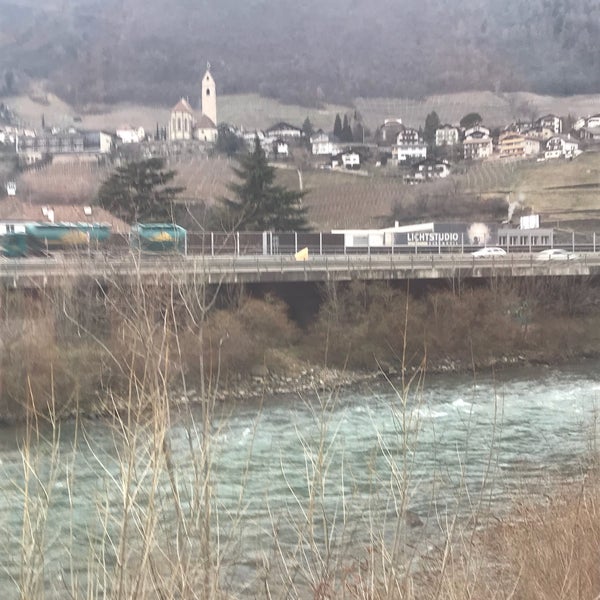 Stazione Merano Maia Bassa / Bahnhof Meran Untermais Via Palade 108