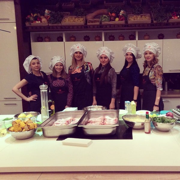 Foto tirada no(a) Кулинарная студия Mandarin gourmet por Marina S. em 12/6/2014