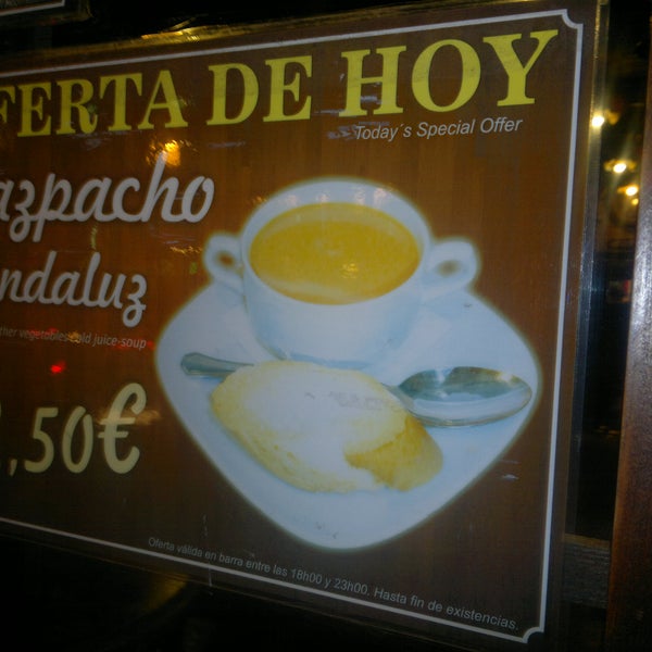 recomend special offer of gaspacho-from six, for 2,50e. oterwise food quite expensive for backpackers,p.s.: great for footballfans- two TVs-on one was on dortmund vs st.., on second malaga vs valencia