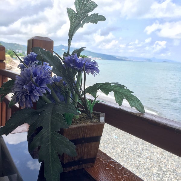 6/18/2018 tarihinde Ozan G.ziyaretçi tarafından Medcezir Restaurant'de çekilen fotoğraf