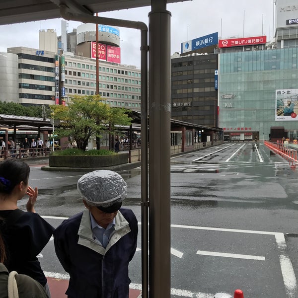 次での写真 横浜駅西口タクシー乗り場 西区 横浜市 神奈川県 次での写真 横浜駅西口タクシー乗り場 西区 横浜市 神奈川県