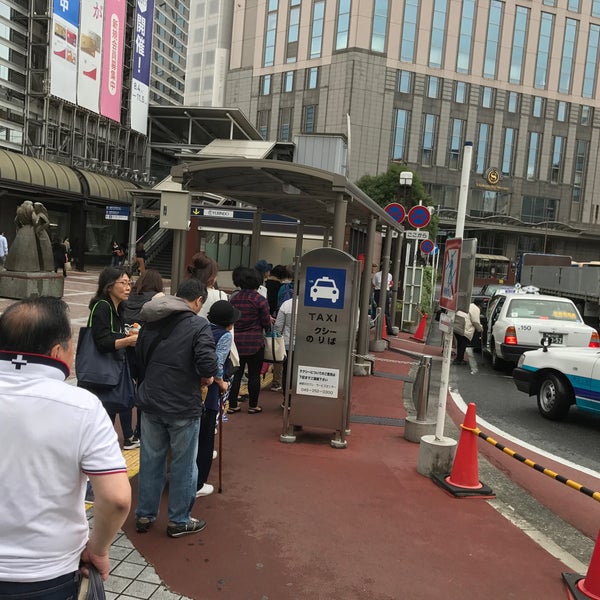 次での写真 横浜駅西口タクシー乗り場 西区 横浜市 神奈川県 次での写真 横浜駅西口タクシー乗り場 西区 横浜市 神奈川県