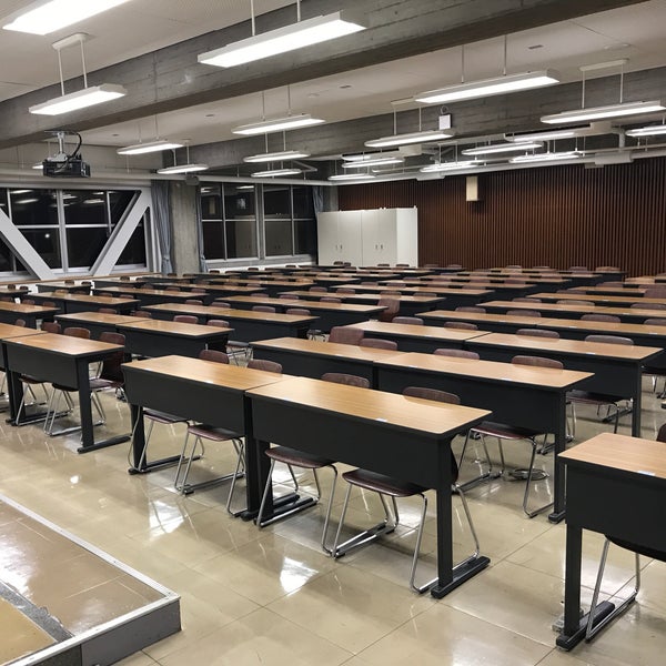 神奈川大学 7号館 神奈川区 横浜市 神奈川県