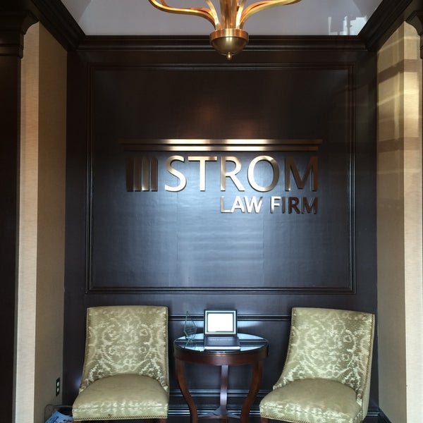 Foto tomada en Strom Law Firm, L.L.C.  por Strom Law Firm, L.L.C. el 10/16/2015