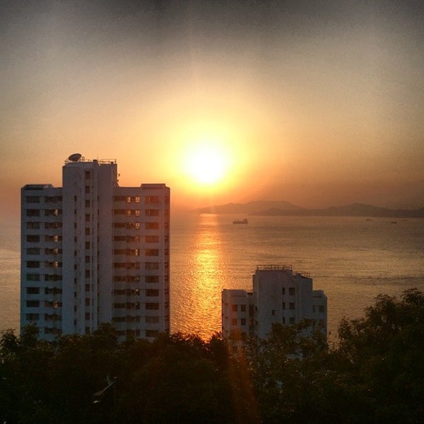 William M.W. Mong Block 蒙民偉樓 Li Ka Shing Faculty of Medicine, 21