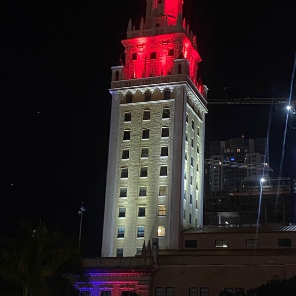 10/11/2020에 Don D.님이 Miami Freedom Tower에서 찍은 사진