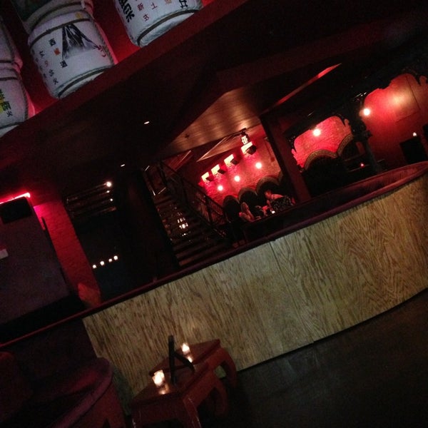 Foto tirada no(a) Tatu Asian Restaurant &amp; Lounge por Oron Gill H. em 1/19/2013