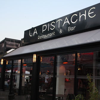 Das Foto wurde bei Restaurant La Pistache von Restaurant La Pistache am 8/27/2013 aufgenommen