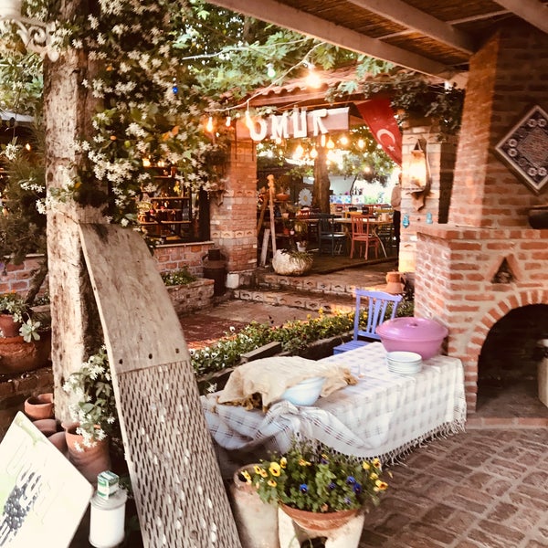 Photo taken at Ömür Restaurant by Tamer S. on 5/30/2019