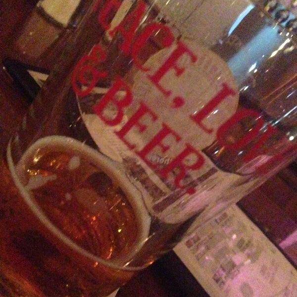 4/18/2015にCaitlin K.がThirsty Monk Brewery &amp; Pubで撮った写真