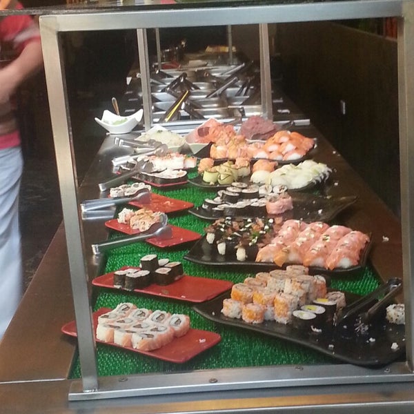 9/6/2014にKá F.がHatti Sushiで撮った写真