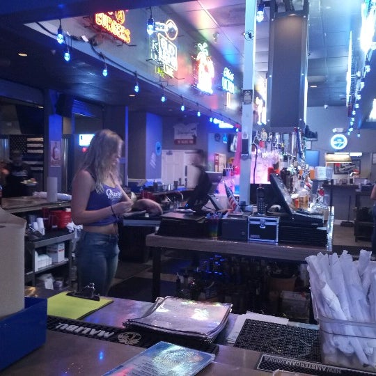 Money Talks Raw Bar