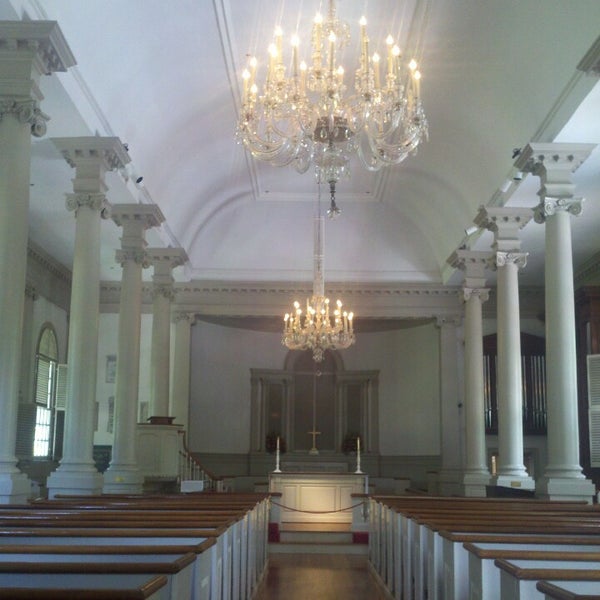 รูปภาพถ่ายที่ Christ Church Cambridge โดย Macy C. เมื่อ 7/3/2013