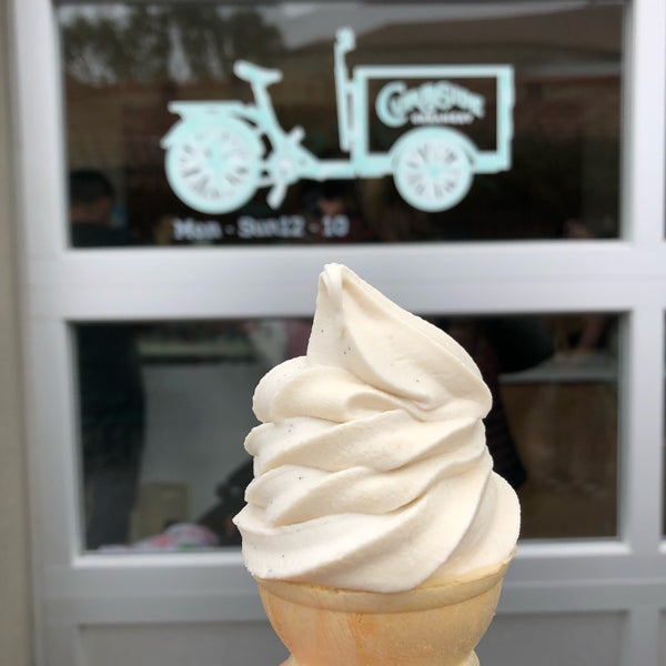 Foto tirada no(a) Curbside Creamery por Wendy O. em 3/18/2018