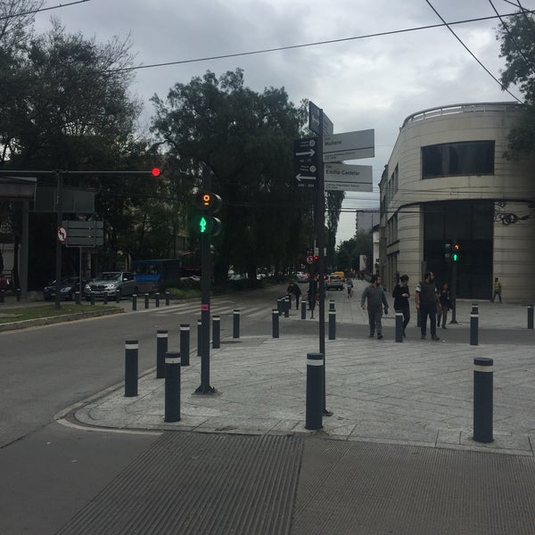 10/3/2017 tarihinde Juan Carlos G.ziyaretçi tarafından Urban Station'de çekilen fotoğraf