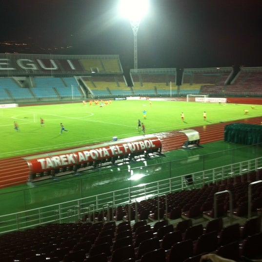 Photo taken at Estadio Olímpico Gral. José Antonio Anzoátegui by Onni H. on 10/3/2012