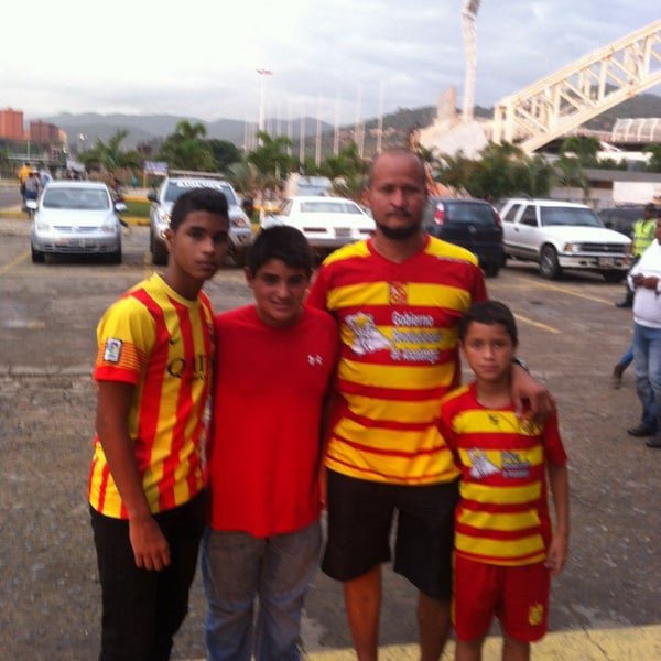 Photo taken at Estadio Olímpico Gral. José Antonio Anzoátegui by Onni H. on 8/8/2013