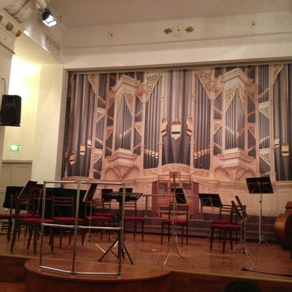 ул свердлова 30 екатеринбург. дом музыки екатеринбург. дом музыки екатеринбург. камерный театр екб зал. филармония екатеринбург.