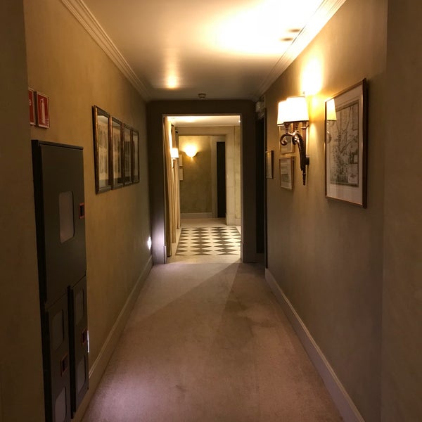 Photo taken at Hotel Duquesa de Cardona by Habib L. on 3/4/2018