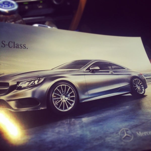 Mercedes Benz Showroom