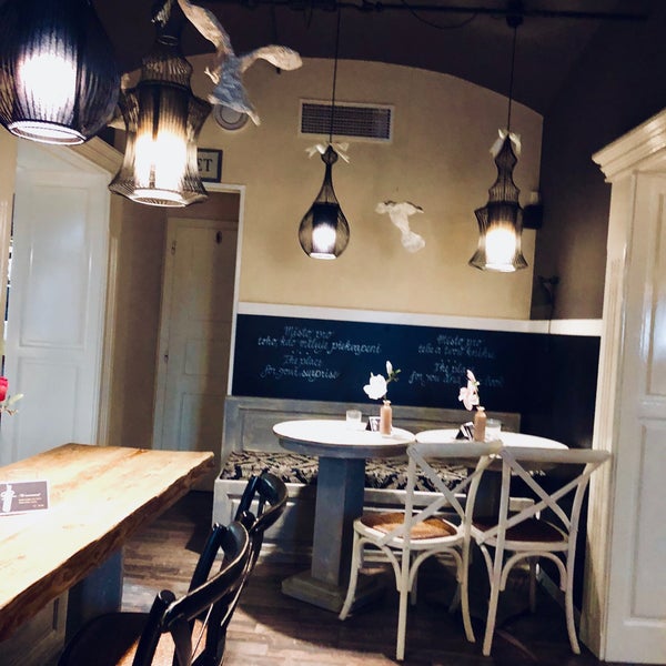 Foto tomada en Cathedral Café Lounge &amp; Restaurant  por Taner el 10/6/2018