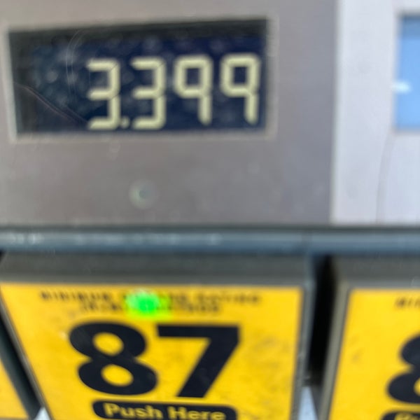 Thorntons Convenience Store in Cary