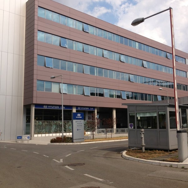 Photos At Eurobank Efg Novi Beograd 0 Tips