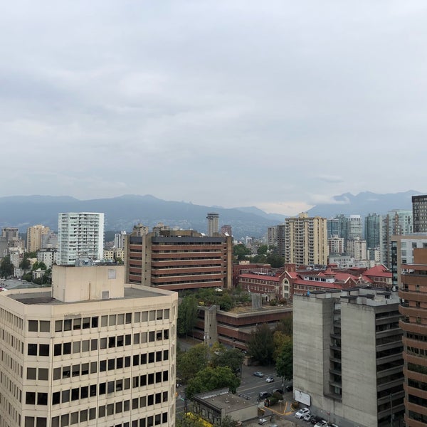 Foto tomada en Residence Inn by Marriott Vancouver Downtown  por Chris S. el 9/7/2018