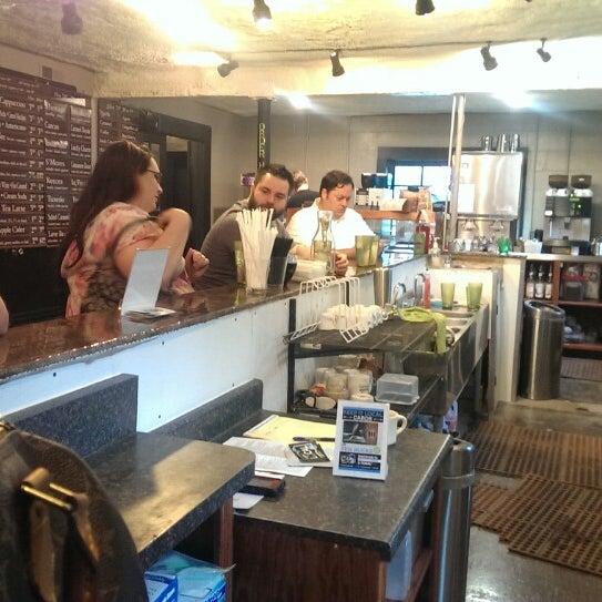 7/26/2013にLeslie M.がVintage Coffeeで撮った写真