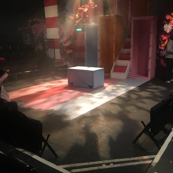 12/4/2018에 Sarah B.님이 Southwark Playhouse에서 찍은 사진