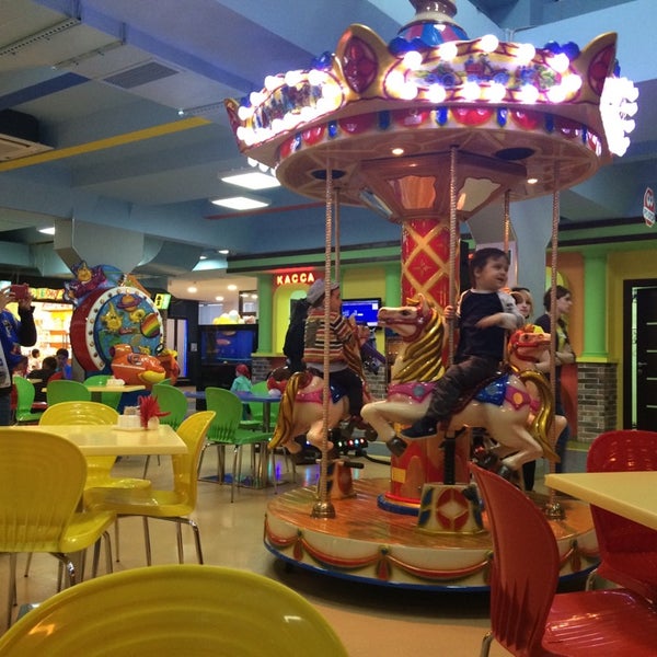 детский клуб тачки