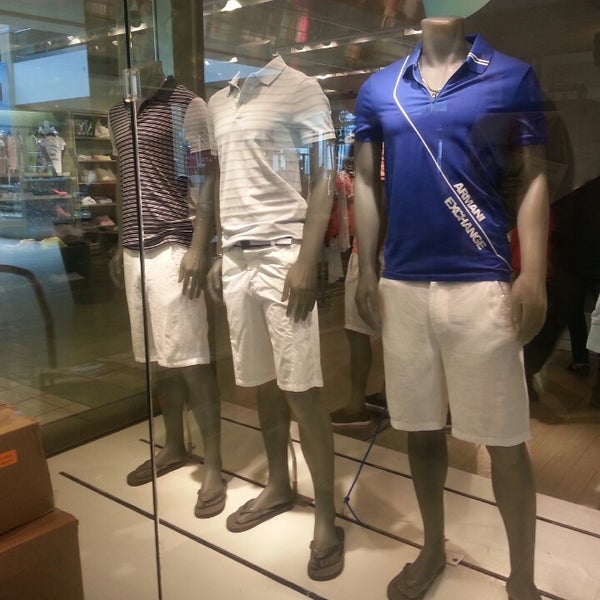 armani queens center mall