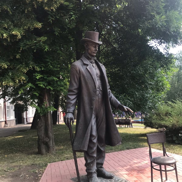 Виктор Махнов