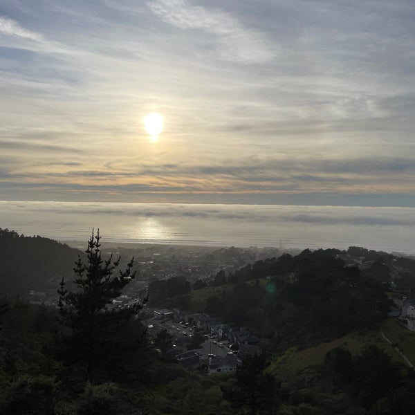 Grace McCarthy Vista Point - Scenic Lookout in Pacifica