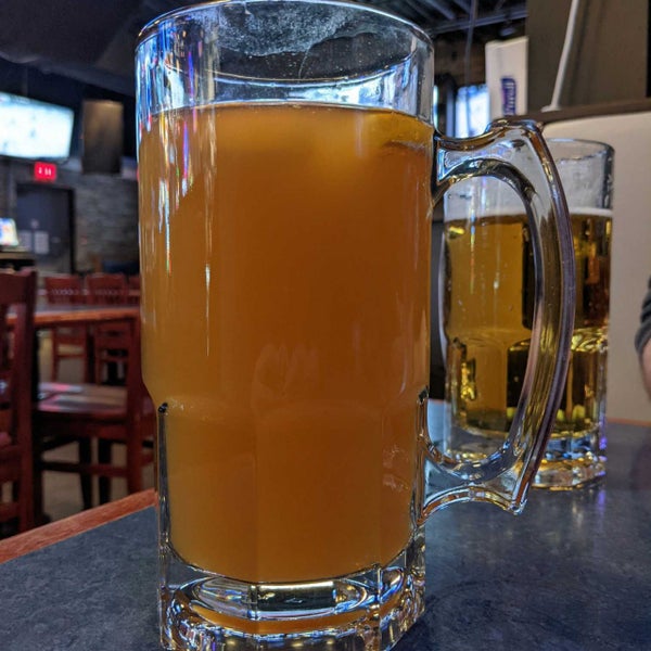 Photo taken at QB Sports Bar Grill Games by Christine K. on 11/17/2021