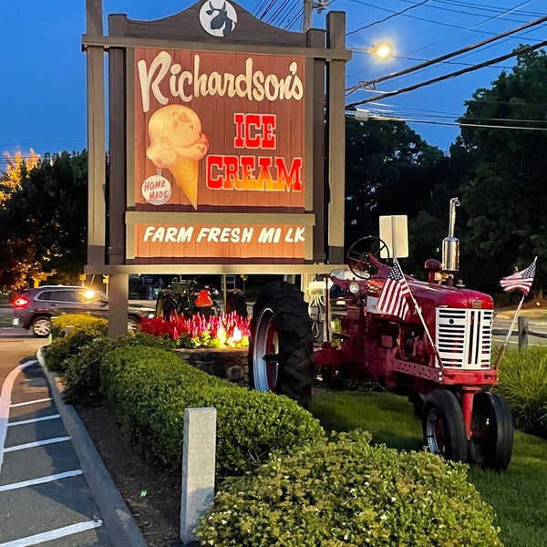 Richardson's Ice Cream Ice Cream Parlor